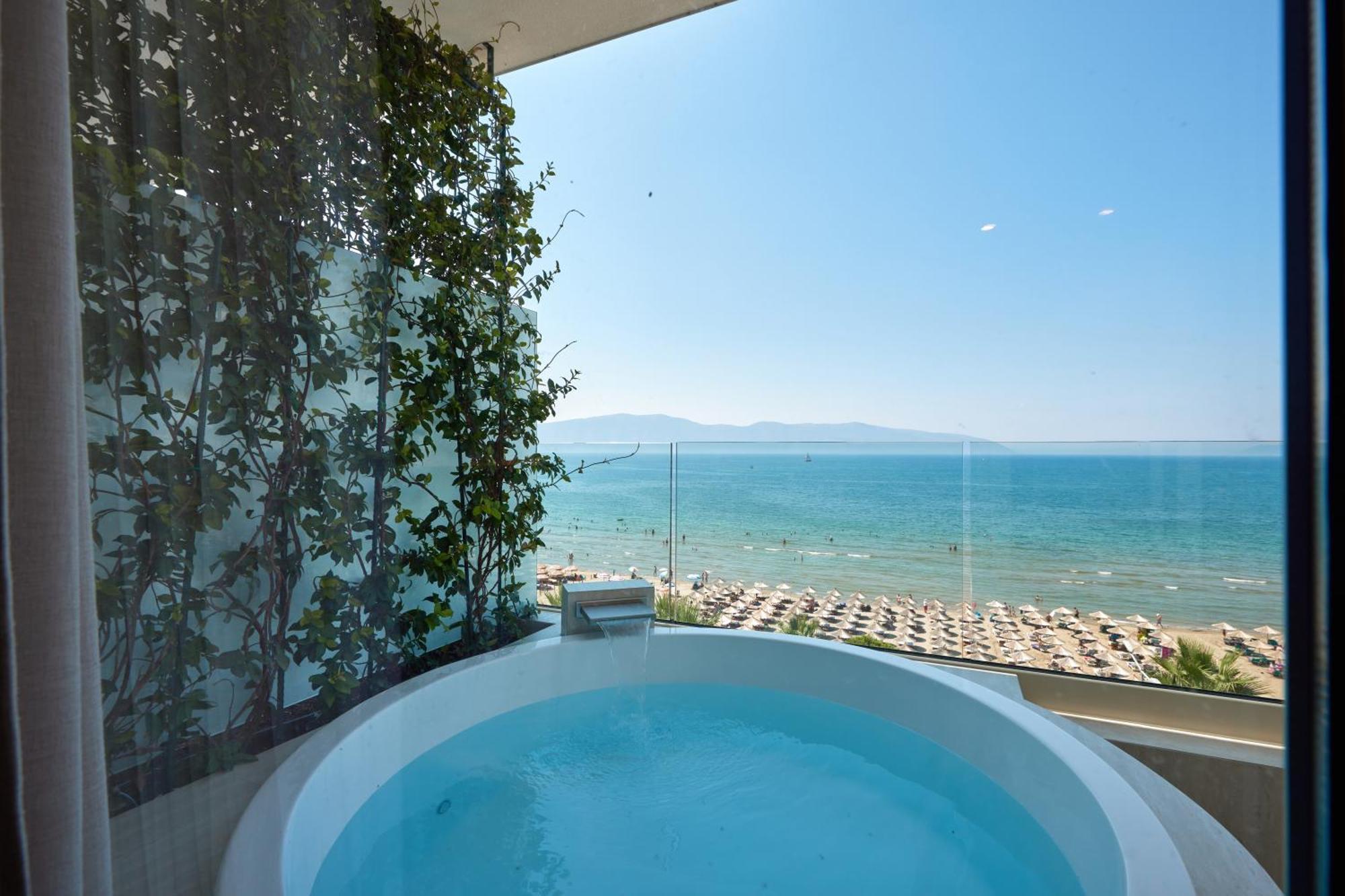 Valis Luxury Hotel Vlorë Eksteriør billede