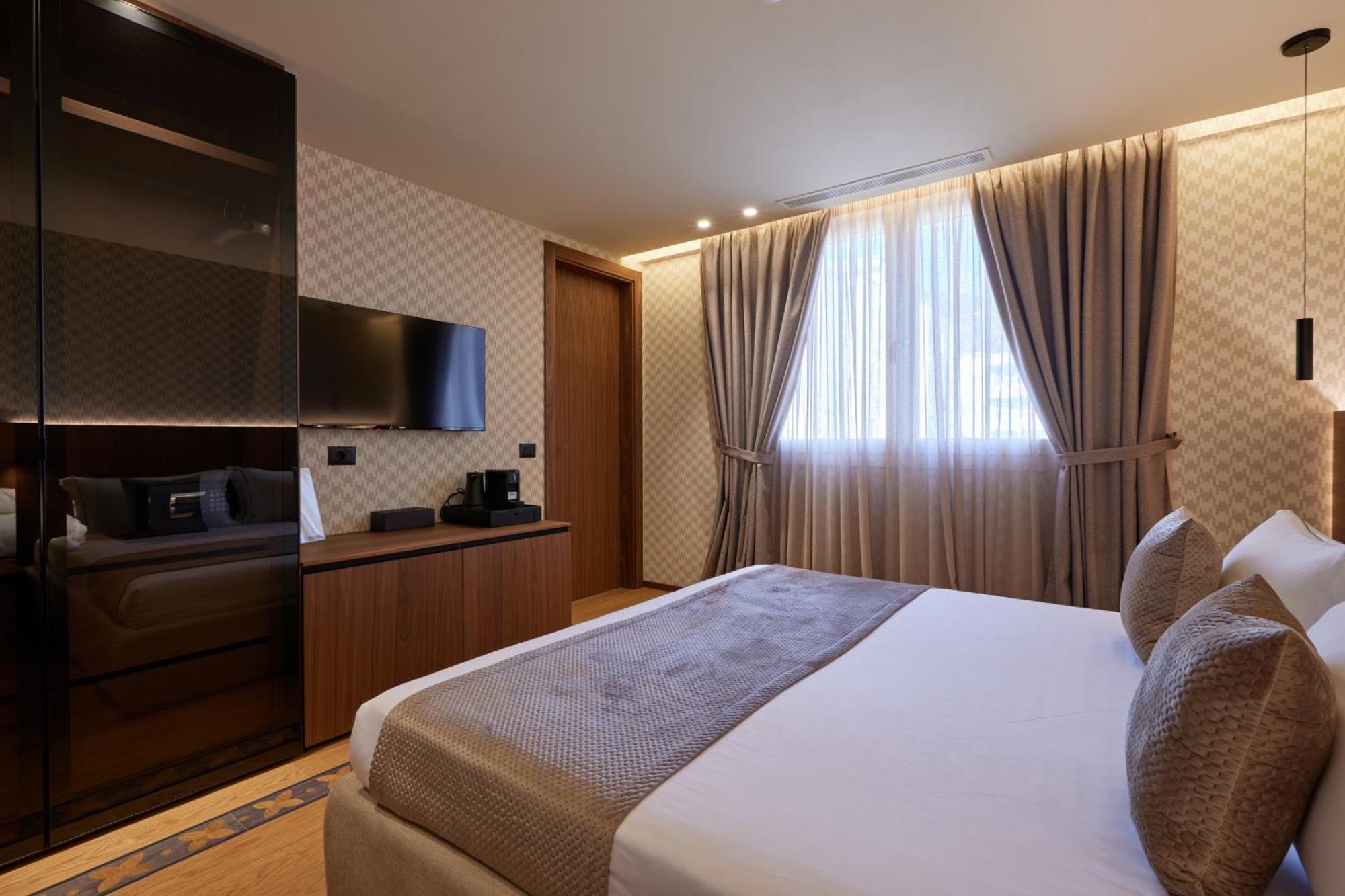 Valis Luxury Hotel Vlorë Værelse billede