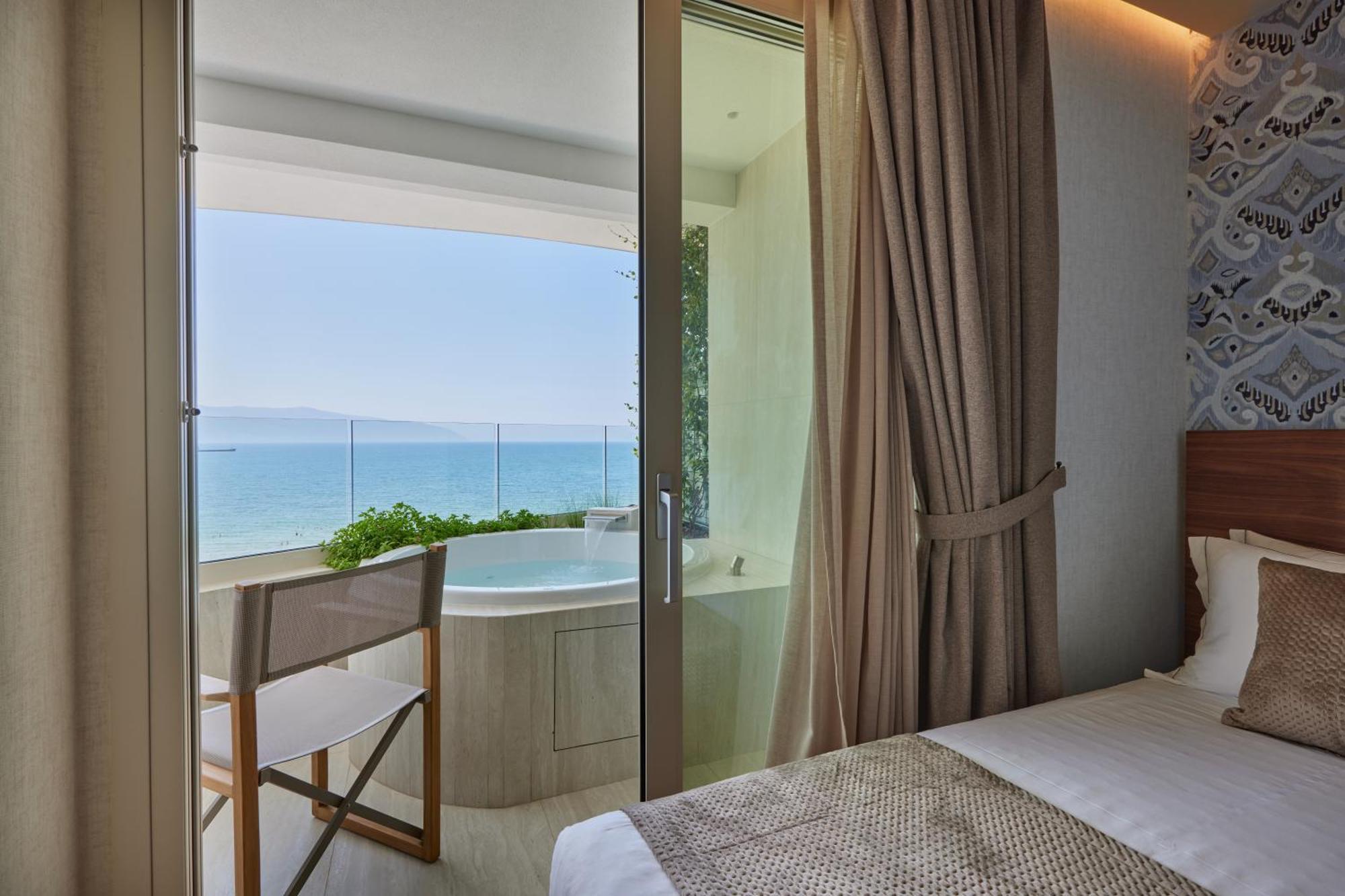 Valis Luxury Hotel Vlorë Eksteriør billede