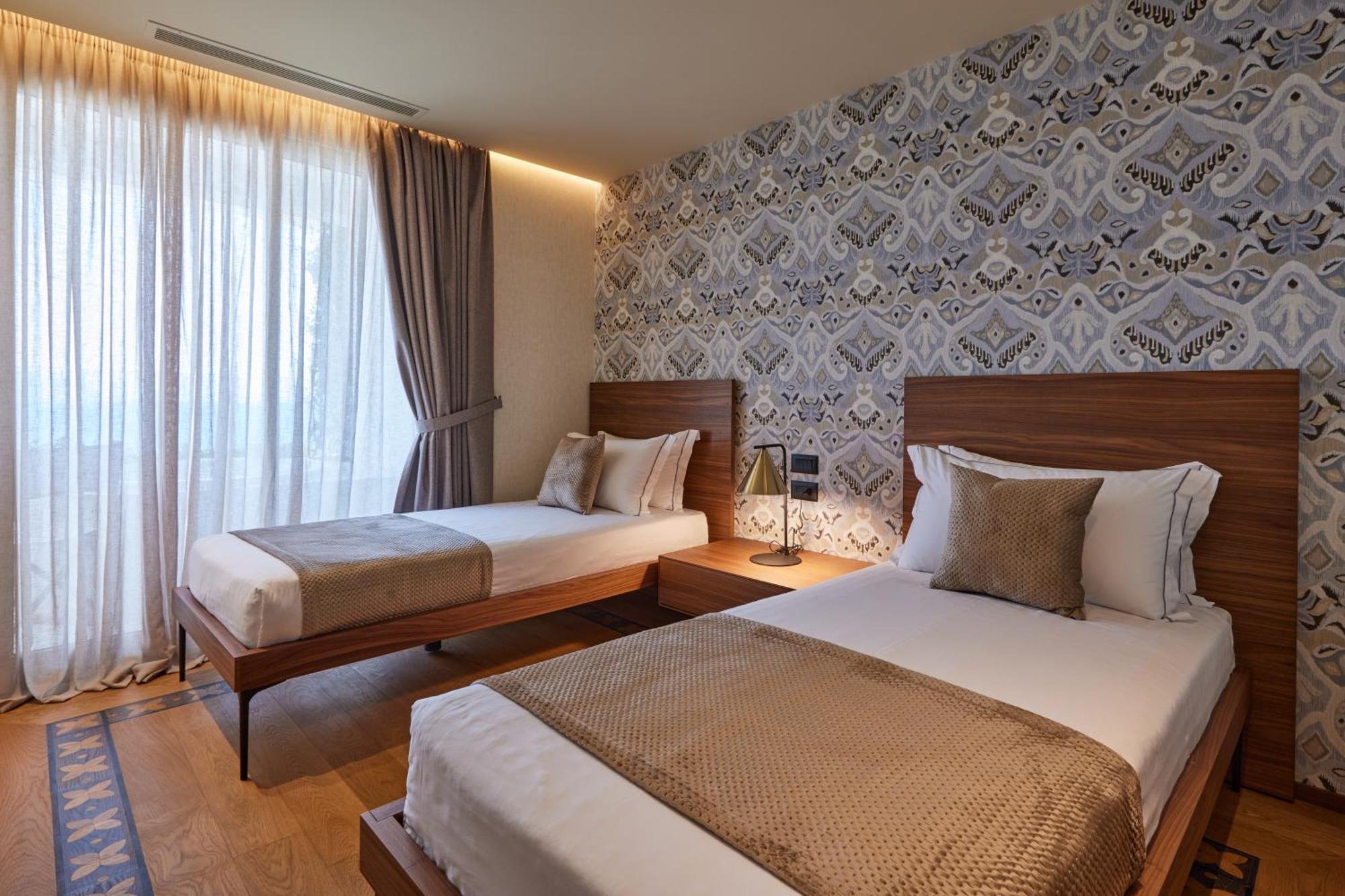 Valis Luxury Hotel Vlorë Eksteriør billede