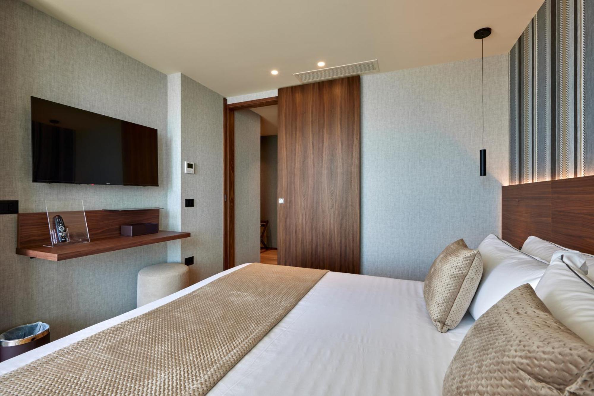 Valis Luxury Hotel Vlorë Eksteriør billede