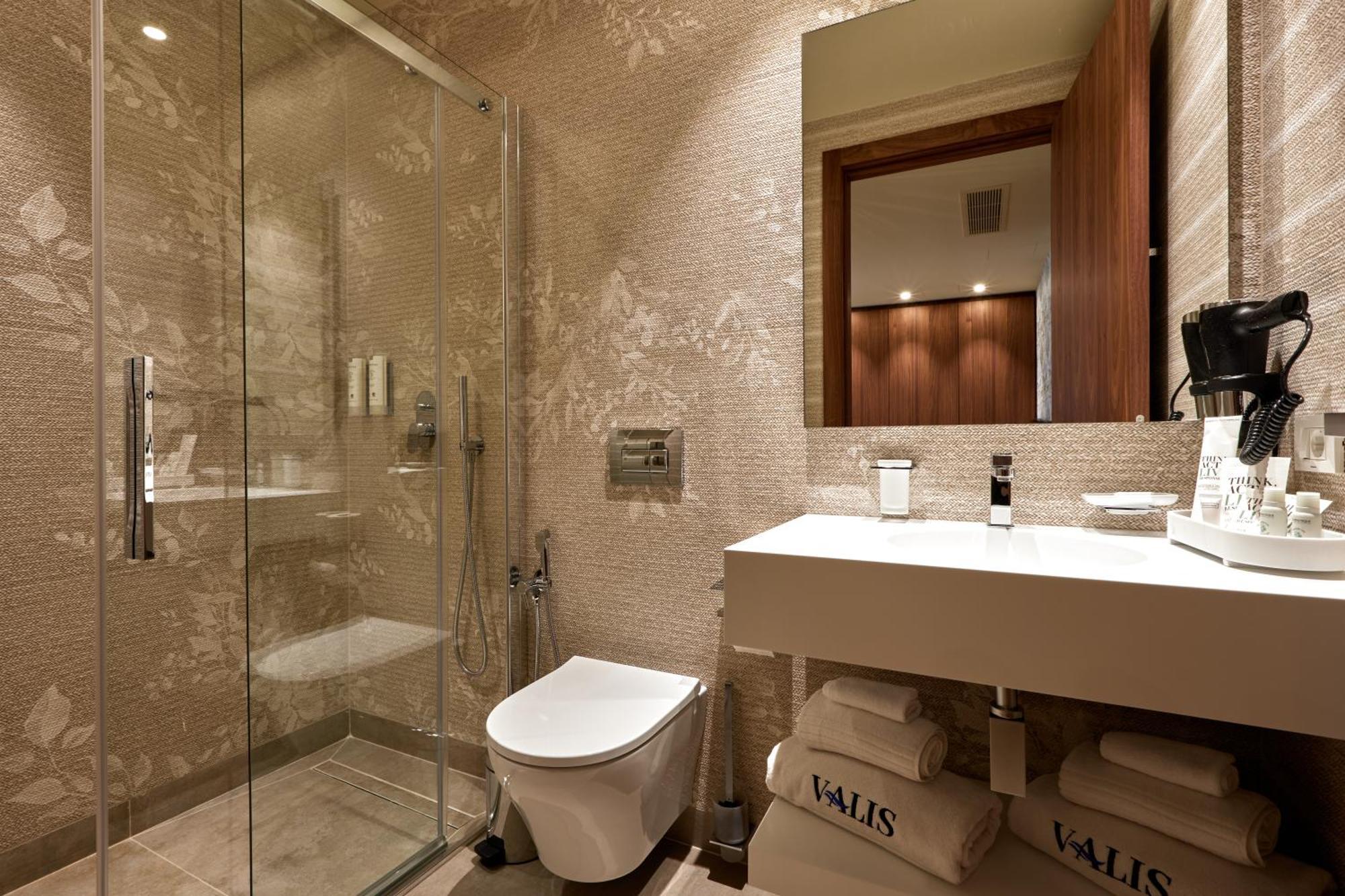 Valis Luxury Hotel Vlorë Eksteriør billede